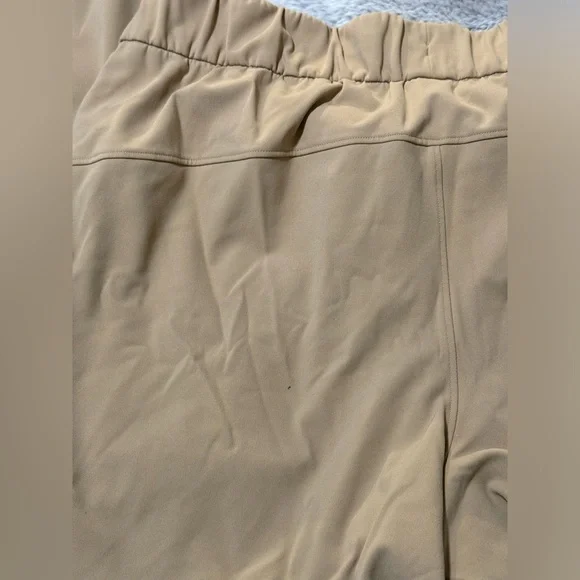 Lululemon On the Fly Jogger - Picture 9 of 10